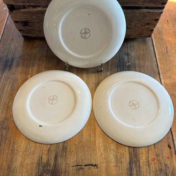 Vintage 1950s Ballerina China Luncheon Plates by Universal Pottery - Set of 3 - Picture 2 of 7